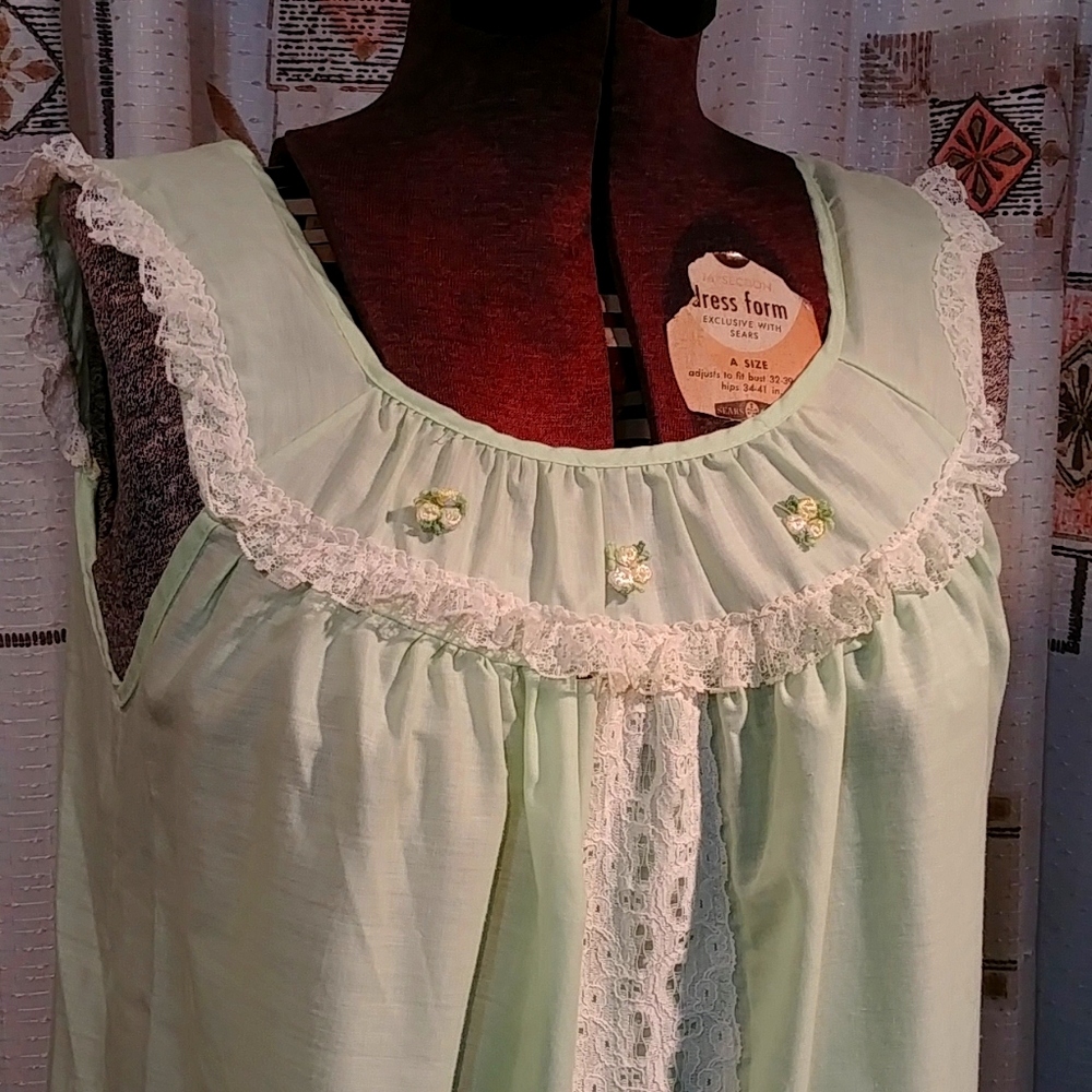 Pale Pistachio Green Nightie